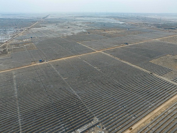 World’s largest power plant : Adani Green Energy Limited renewable energy plant in Khavda, Gujarat