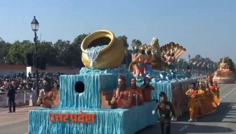 Uttar Pradesh’s ‘Mahakumbh 2025’ Tableau Wins Best Award at Republic Day Parade
