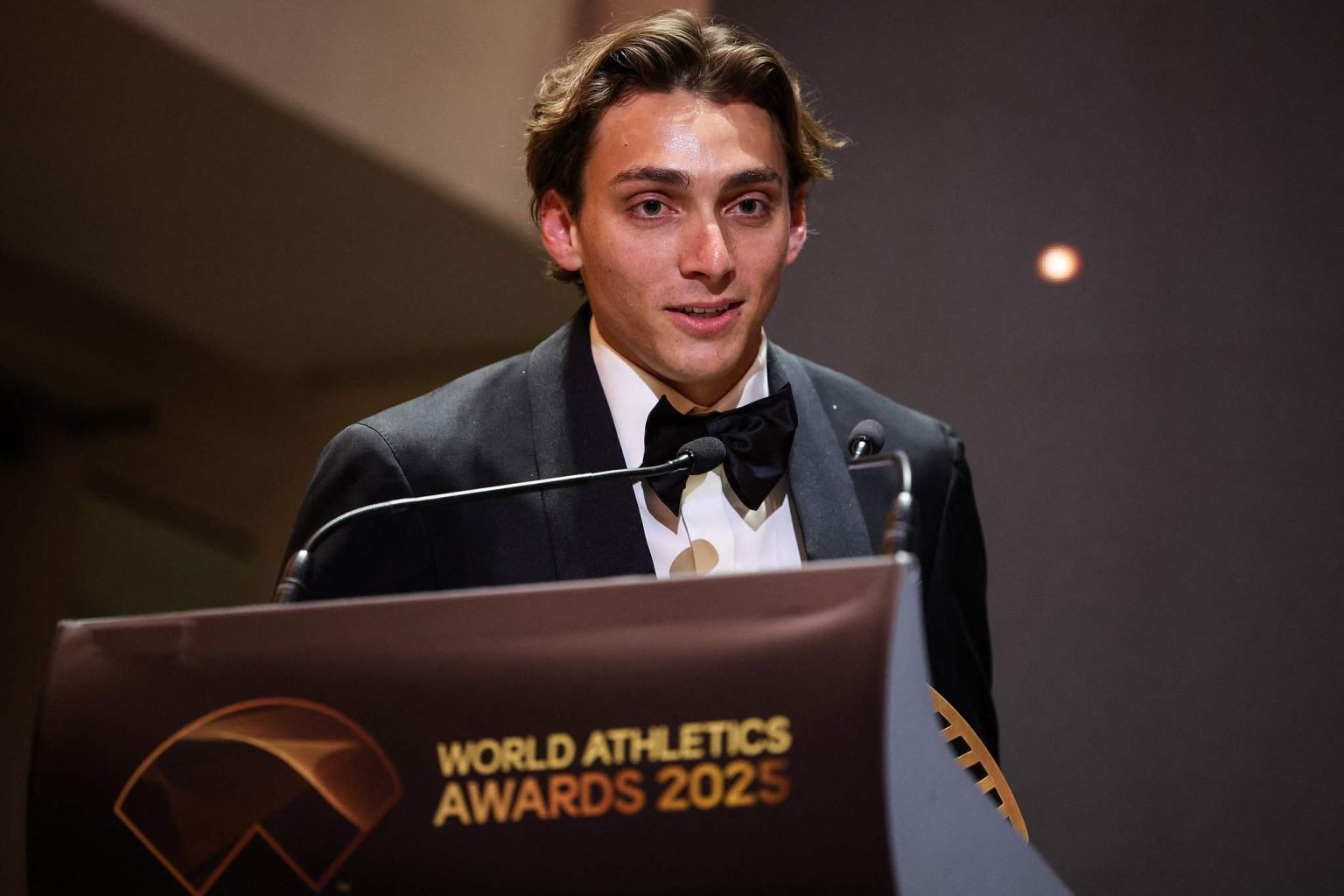 Armand Duplantis and Sydney McLaughlin-Levrone Named World Athletes of the Year 2025