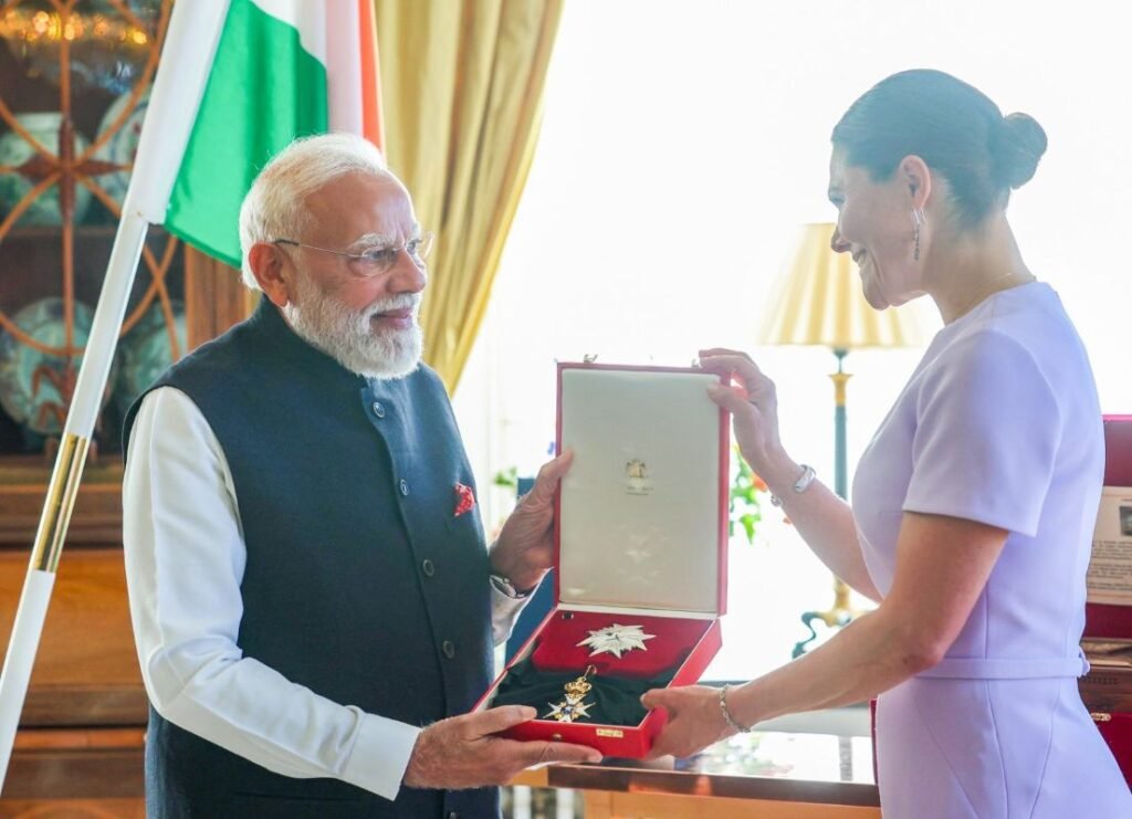 PM नरेंद्र मोदी को स्वीडन का सर्वोच्च नागरिक सम्मान मिला।